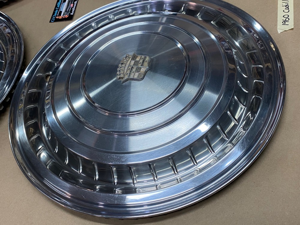 OEM 1960 Cadillac Deville Eldorado Fleetwood 15" HUBCAPS WHEEL COVER WITH CREST EMBLEMS (SET OF 4) - Image 7