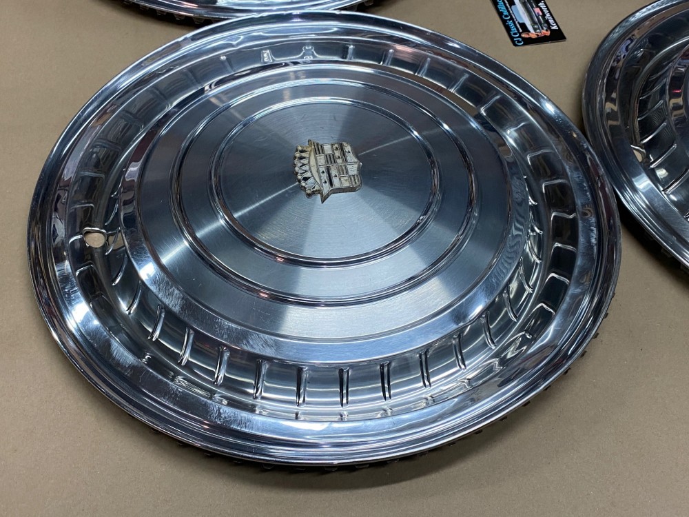OEM 1960 Cadillac Deville Eldorado Fleetwood 15" HUBCAPS WHEEL COVER WITH CREST EMBLEMS (SET OF 4) - Image 13