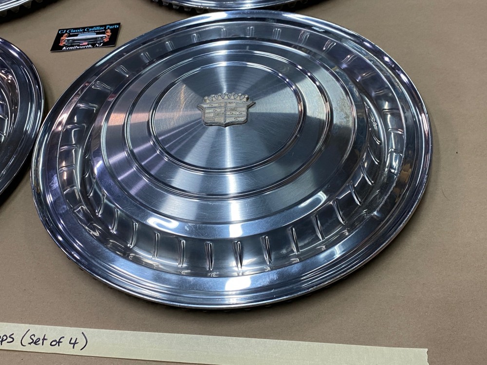 OEM 1960 Cadillac Deville Eldorado Fleetwood 15" HUBCAPS WHEEL COVER WITH CREST EMBLEMS (SET OF 4) - Image 18