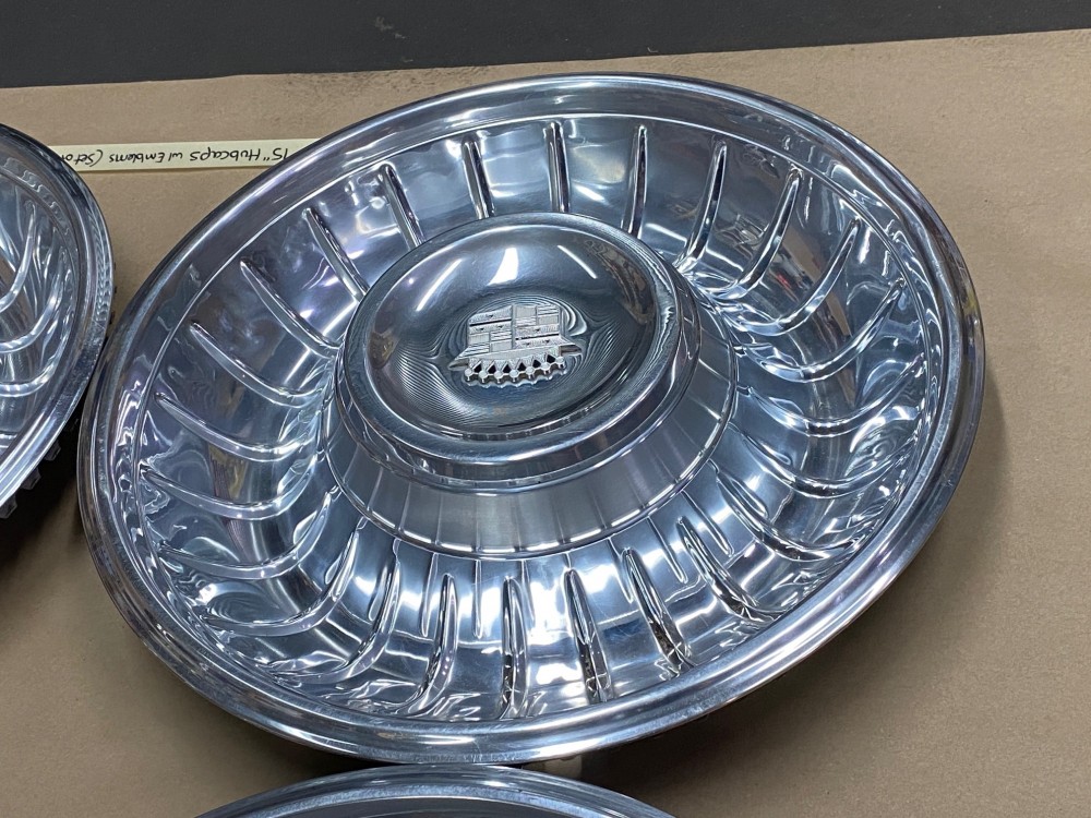 OEM 1961 1962 Cadillac Deville Eldorado Fleetwood 15" HUBCAPS WHEEL COVER WITH CREST EMBLEMS (SET OF 4) - Image 9
