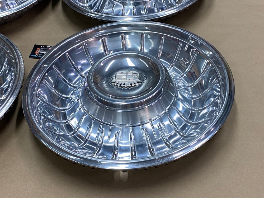 OEM 1961 1962 Cadillac Deville Eldorado Fleetwood 15" HUBCAPS WHEEL COVER WITH CREST EMBLEMS (SET OF 4) - Image 12