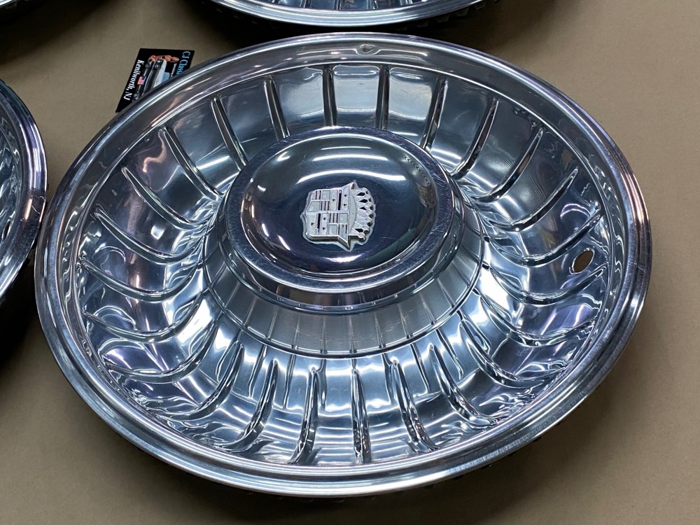 OEM 1961 1962 Cadillac Deville Eldorado Fleetwood 15" HUBCAPS WHEEL COVER WITH CREST EMBLEMS (SET OF 4) - Image 15