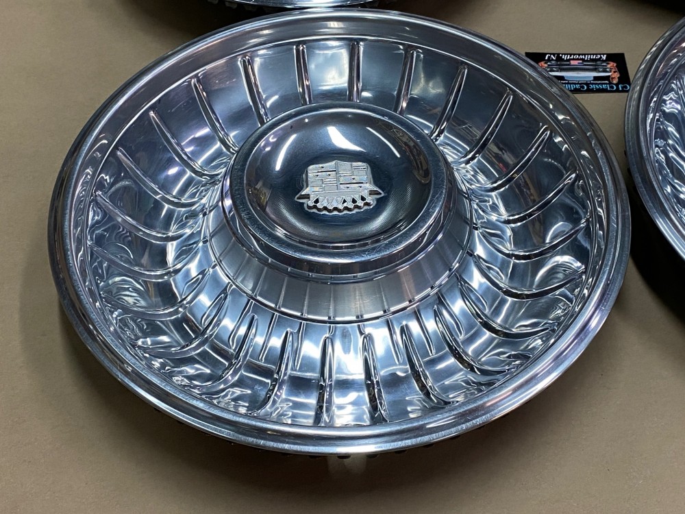 OEM 1961 1962 Cadillac Deville Eldorado Fleetwood 15" HUBCAPS WHEEL COVER WITH CREST EMBLEMS (SET OF 4) - Image 16