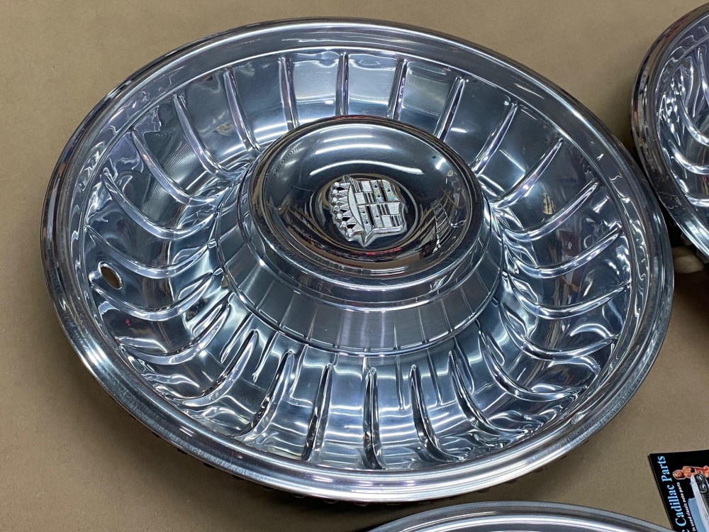 OEM 1961 1962 Cadillac Deville Eldorado Fleetwood 15" HUBCAPS WHEEL COVER WITH CREST EMBLEMS (SET OF 4) - Image 17