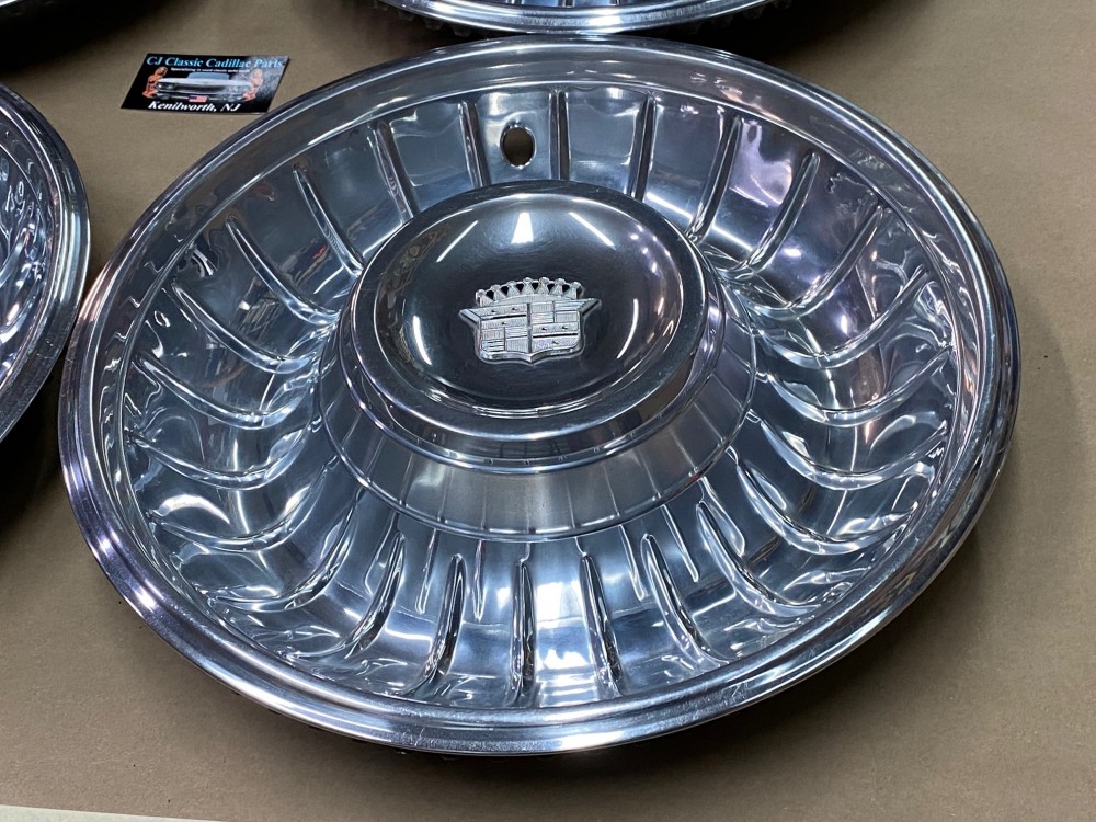OEM 1961 1962 Cadillac Deville Eldorado Fleetwood 15" HUBCAPS WHEEL COVER WITH CREST EMBLEMS (SET OF 4) - Image 18