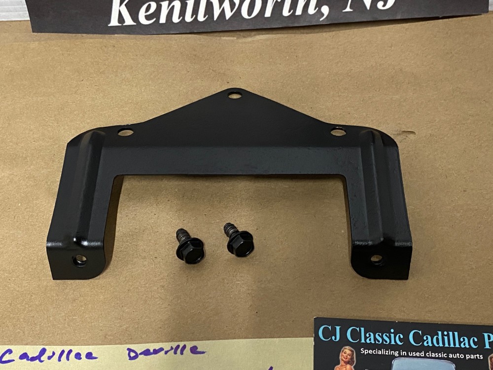 OEM 1973 Cadillac Deville Fleetwood Eldorado Calais RADIATOR COOLANT OVERFLOW RESERVOIR BOTTLE MOUNTING BRACKET #1601997 - Image 2