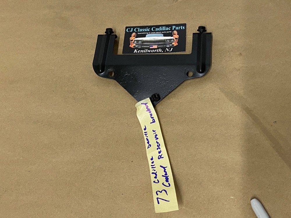 OEM 1973 Cadillac Deville Fleetwood Eldorado Calais RADIATOR COOLANT OVERFLOW RESERVOIR BOTTLE MOUNTING BRACKET #1601997 - Image 11