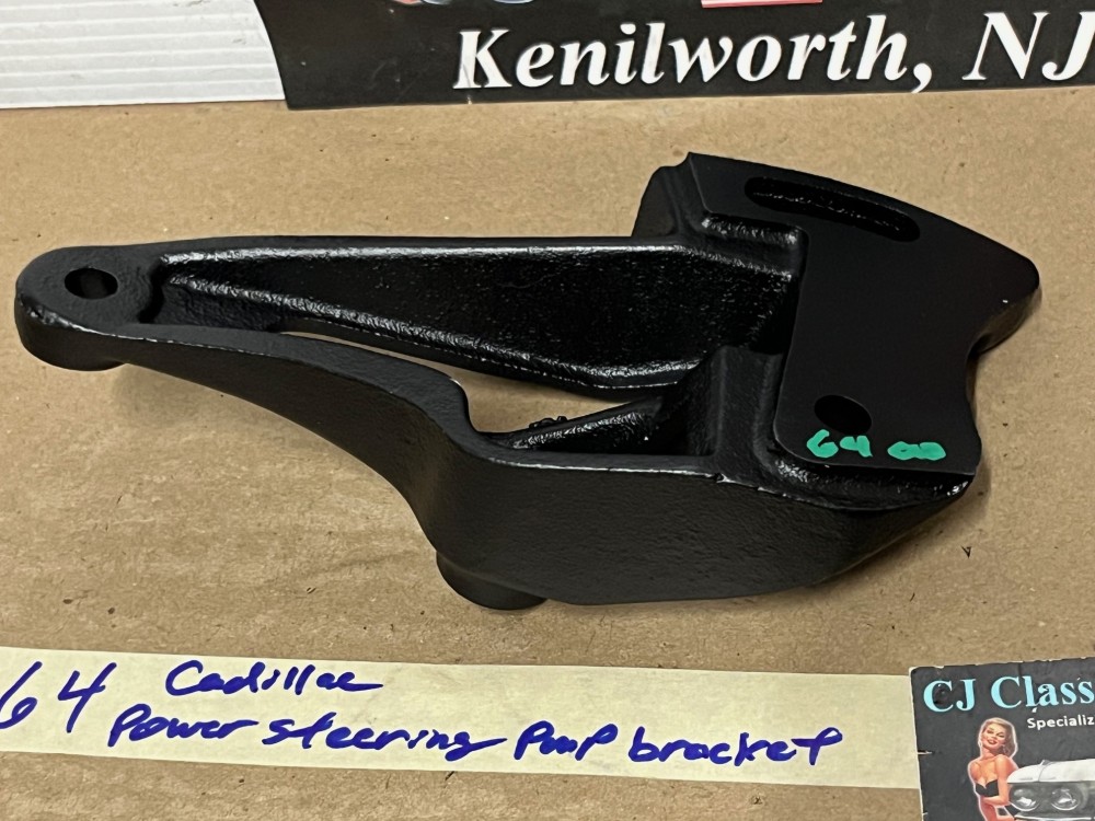RESTORED 1963 1964 1965 1966 1967 Cadillac Deville Fleetwood Calais 1963-1966 Eldorado 390 429 ENGINE POWER STEERING PUMP MOUNTING BRACKET #1479145 - Image 5