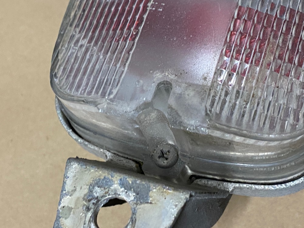 OEM 1966 Cadillac Deville Eldorado Fleetwood Calais REAR BUMPER TAIL LIGHT BRAKE REVERSE LIGHT LENS HOUSING #5957504/#5957531/#5957346/#911046 - Image 8