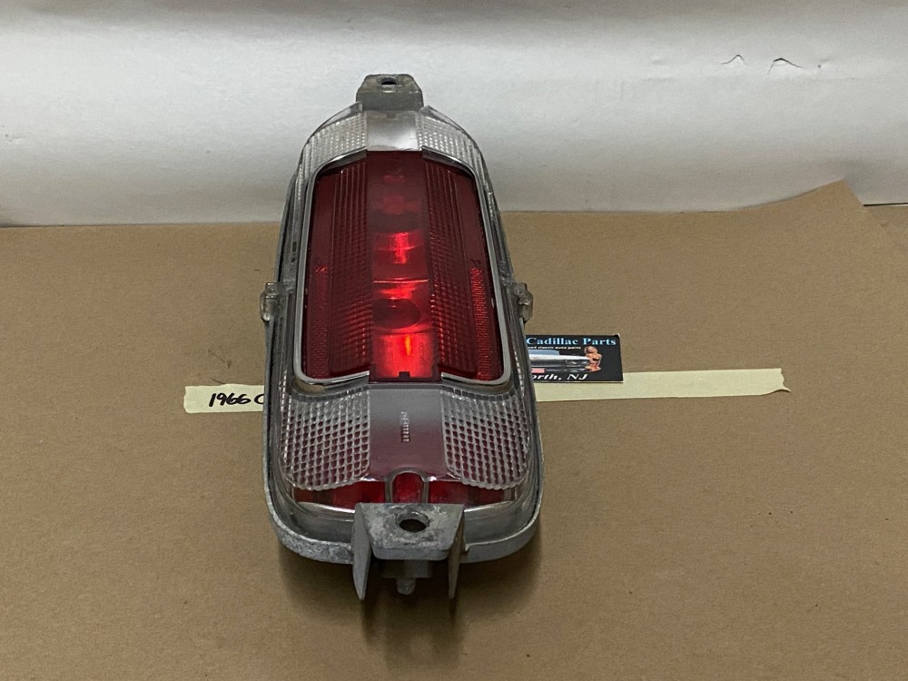 OEM 1966 Cadillac Deville Eldorado Fleetwood Calais REAR BUMPER TAIL LIGHT BRAKE REVERSE LIGHT LENS HOUSING #5957504/#5957531/#5957346/#911046 - Image 17