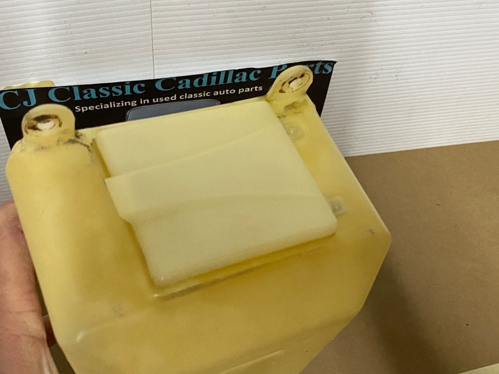 OEM 1962 Cadillac DEVILLE ELDORADO FLEETWOOD WINDSHIELD WASHER FLUID BOTTLE RESERVOIR TANK & CAP LID #1479109 - Image 12