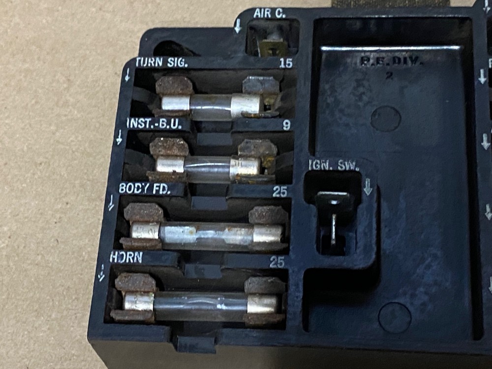 OEM 1959 1960 Cadillac Deville Eldorado Fleetwood UNDER DASH FUSE BOX PANEL - Image 4