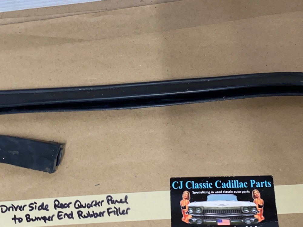 OEM 1965 Cadillac Deville Calis Eldorado LEFT DRIVER SIDE RUBBER QUARTER PANEL TO REAR BUMPER END FILLERS #1484557 - Image 11