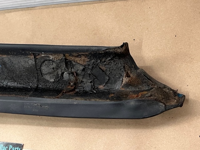 OEM 1969 1970 Cadillac Deville Convertible LEFT DRIVER SIDE INTERIOR WINDSHIELD POST A PILLAR TRIM - Image 18