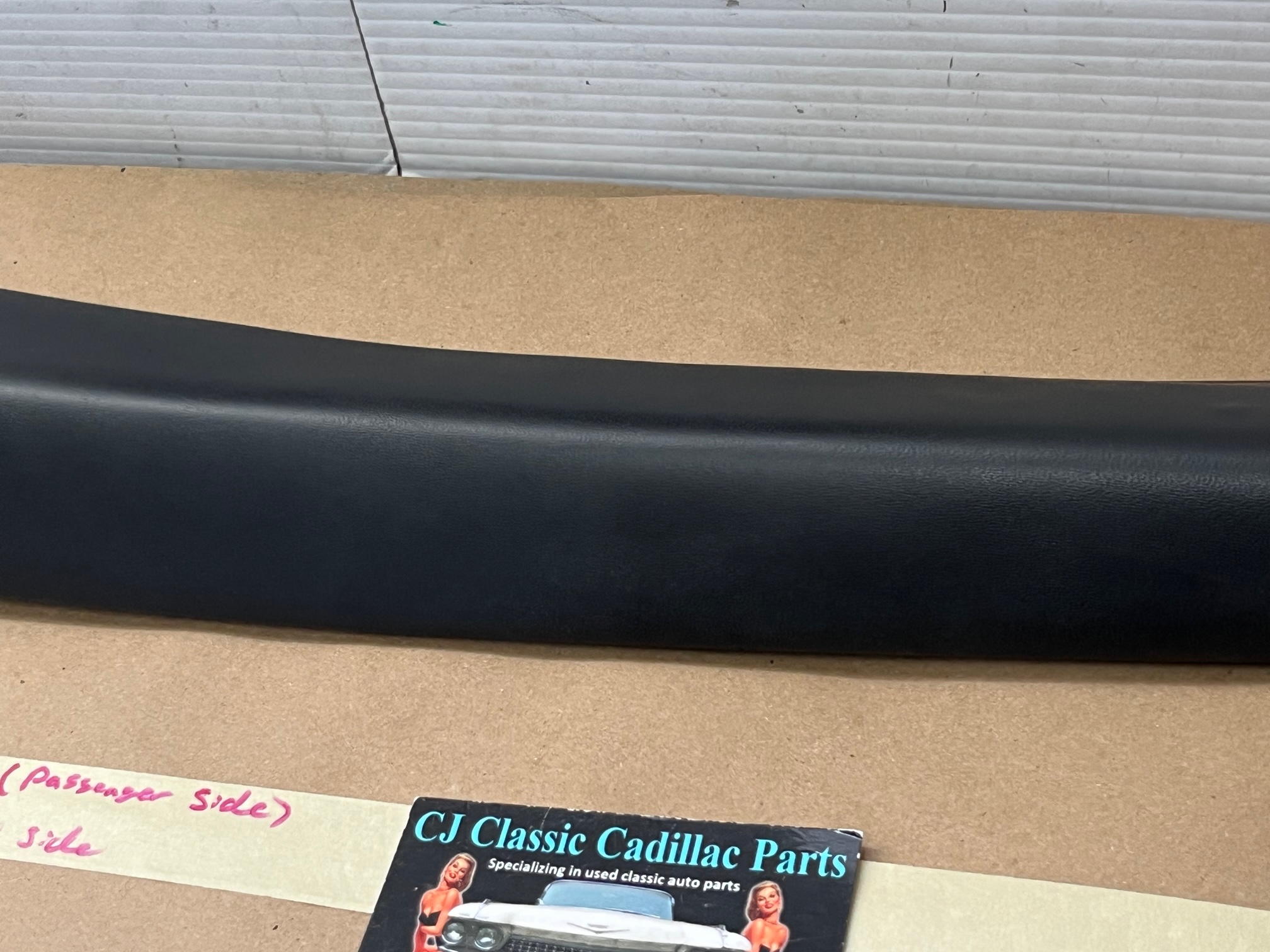 OEM 1969 1970 Cadillac Deville Convertible RIGHT DRIVER SIDE INTERIOR WINDSHIELD POST A PILLAR TRIM - Image 3