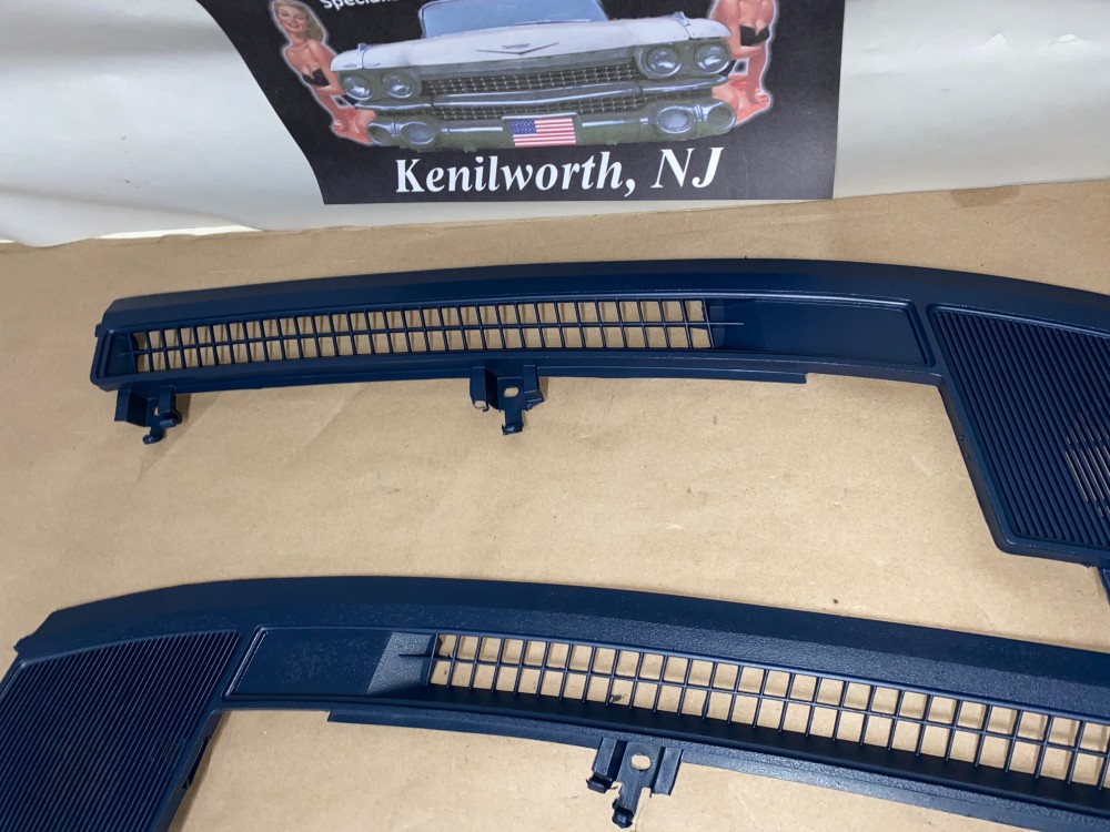 OEM 1971 1972 1973 Cadillac Deville Calais Fleetwood Eldorado DASH DEFROSTER SPEAKER GRILL VENT TRIM *DARK BLUE* #1600717 (Right)/ #1600702 (Left) - Image 23