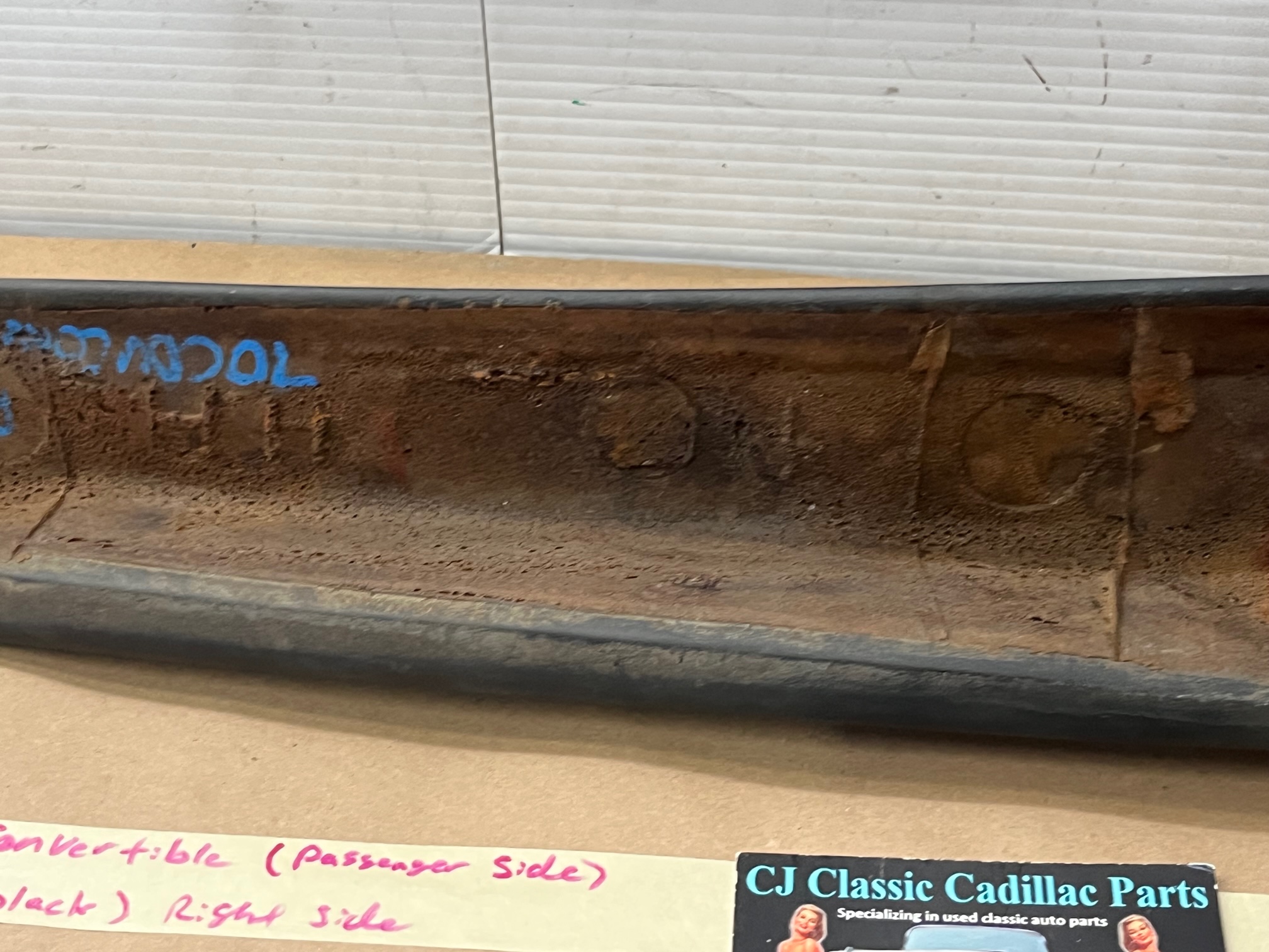 OEM 1969 1970 Cadillac Deville Convertible RIGHT DRIVER SIDE INTERIOR WINDSHIELD POST A PILLAR TRIM - Image 15