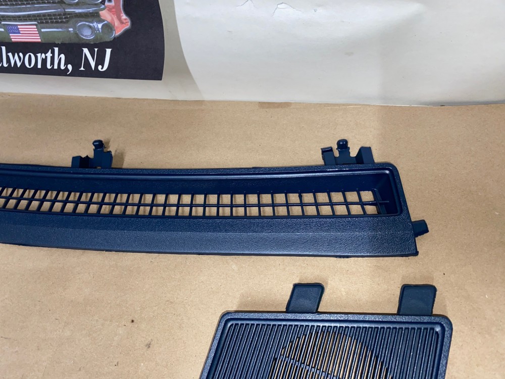 OEM 1971 1972 1973 Cadillac Deville Calais Fleetwood Eldorado DASH DEFROSTER SPEAKER GRILL VENT TRIM *DARK BLUE* #1600717 (Right)/ #1600702 (Left) - Image 16