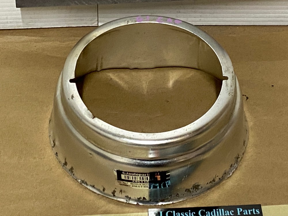 OEM 1961 Cadillac Deville Eldorado Fleetwood FRONT BUMPER TURN SIGNAL BEZEL ESCUTCHEON TRIM #1475503 - Image 7