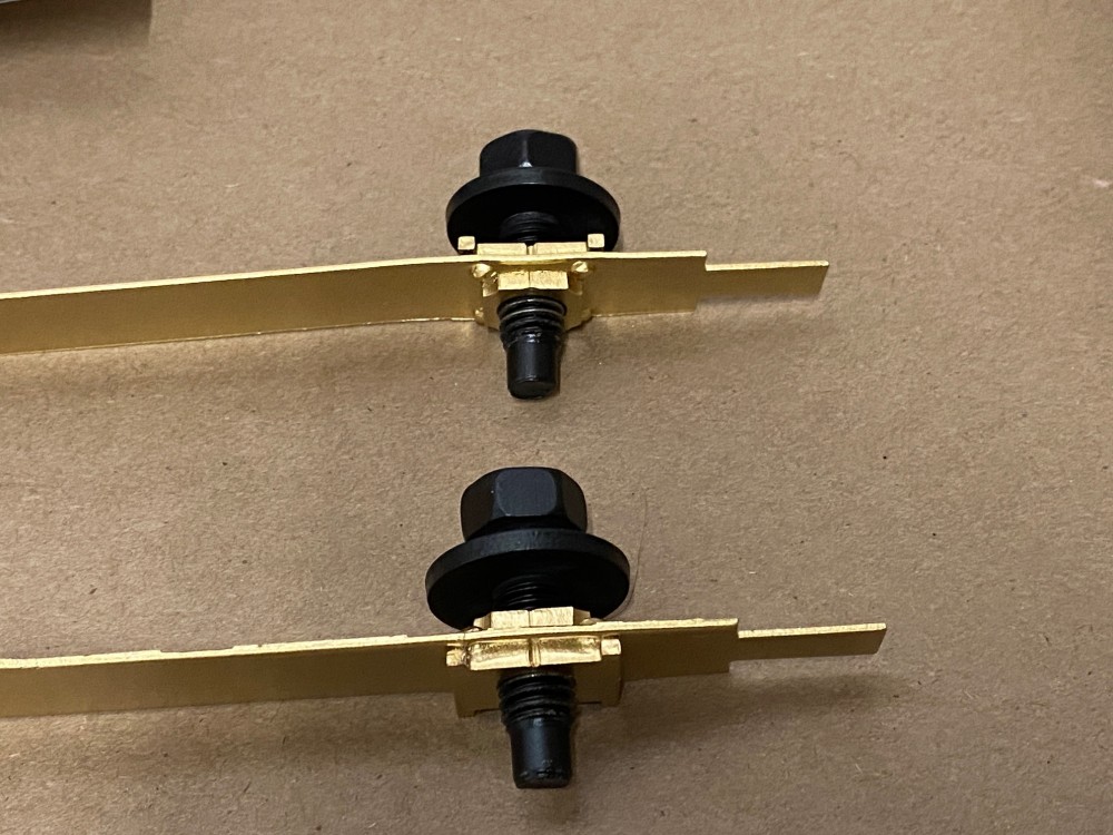 RESTORED OEM 1975 1976 Cadillac Deville Fleetwood Calais 1975 1976 1977 1978 Eldorado HOOD HINGE RETAINER MOUNTING BRACKETS - PAIR #3516238 - Image 4