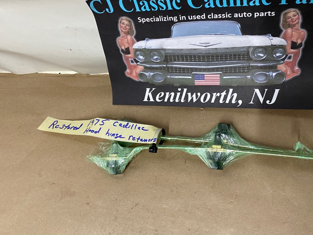 RESTORED OEM 1975 1976 Cadillac Deville Fleetwood Calais 1975 1976 1977 1978 Eldorado HOOD HINGE RETAINER MOUNTING BRACKETS - PAIR #3516238 - Image 2