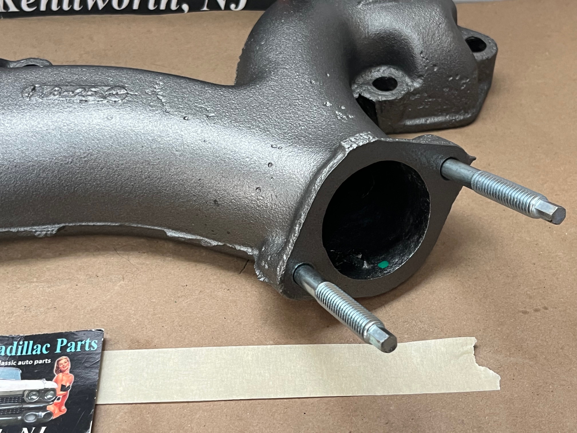 OEM 1957 1959 1960 CADILLAC DEVILLE ELDORADO FLEETWOOD 390 ENGINE LEFT DRIVER SIDE EXHAUST MANIFOLD #1464237 - Image 4