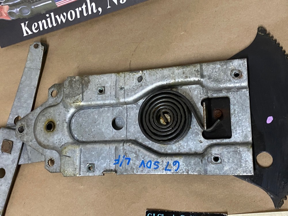 OEM 1965 1966 1967 Cadillac Sedan Deville Calais Eldorado Fleetwood 4 DOOR LEFT DRIVER SIDE FRONT DOOR WINDOW REGULATOR #9705750 - Image 4