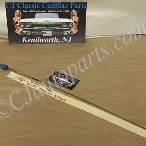 OEM 1980 Cadillac Deville Eldorado Fleetwood 368 ENGINE OIL DIPSTICK LEVEL FLUID INDICATOR #1618168