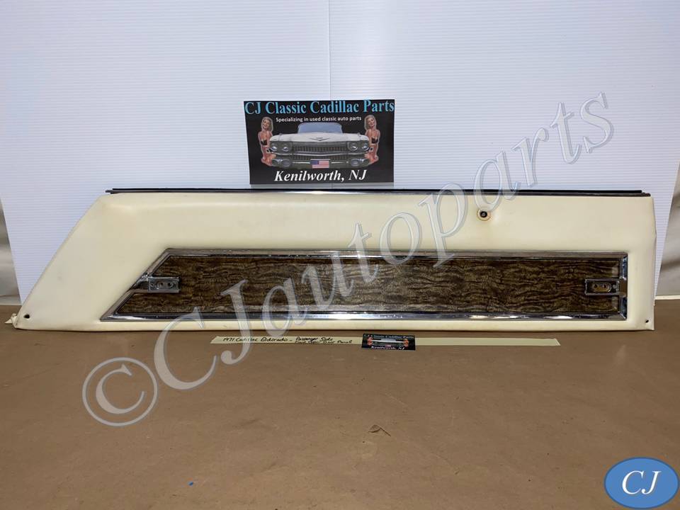 OEM 1971 1972 Cadillac Eldorado Coupe Deville Calais 2 Door RIGHT PASSENGER SIDE FRONT UPPER DOOR PANEL TRIM