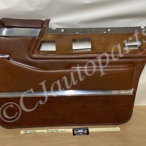 OEM 1966 Cadillac Fleetwood 4 Door RIGHT PASSENGER SIDE FRONT DOOR PANEL TRIM WITH ARM REST BASE & COURTESY LIGHT - BROWN