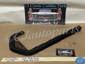OEM 1967 1968 Cadillac Deville Calais Fleetwood LEFT DRIVER SIDE RUBBER FRONT FENDER TO BUMPER END FILLERS PANEL #1487326