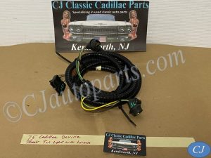 OEM 1974 1975 1976 Cadillac Deville Fleetwood Calais TRUNK TAIL LIGHT WIRE HARNESS CONNECTORS PLUGS #8915102