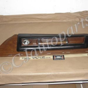 OEM 1974 1975 1976 Cadillac Fleetwood Deville Calais RIGHT FRONT UPPER DOOR PANEL PULL HANDLE COURTESY LIGHT