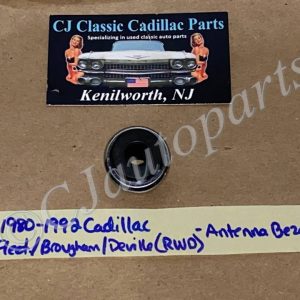 OEM 1980 1981 1982 1983 1984 1985 1986 1987 1988 1989 1990 1991 1992 Cadillac Deville Fleetwood Brougham RWD FRONT FENDER ANTENNA BEZEL