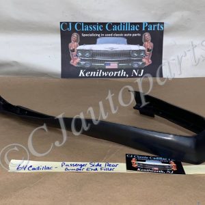 OEM 1964 Cadillac Deville Eldorado Fleetwood RIGHT PASSENGER SIDE RUBBER QUARTER PANEL TO REAR BUMPER END FILLERS #1481657
