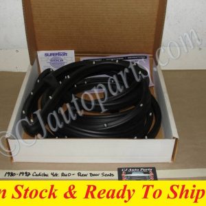 LM18 L/S METRO MOULDED SOFTSEAL 1980 1981 1982 1983 1984 1985 1986 1987 1988 1989 1990 1991 1992 CADILLAC BROUGHAM FLEETWOOD DEVILLE 4DR GM RWD REAR MOLDED DOOR SEALS WITH WHITE CLIPS