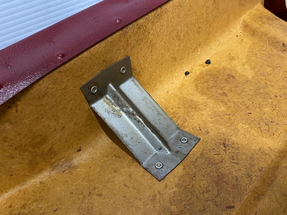 OEM 1971 1972 1973 1974 1975 1976 Cadillac Coupe Deville Calais 2 Dr LEFT DRIVER SIDE REAR LOWER DOOR PANEL ARM REST ~ RED - Image 17