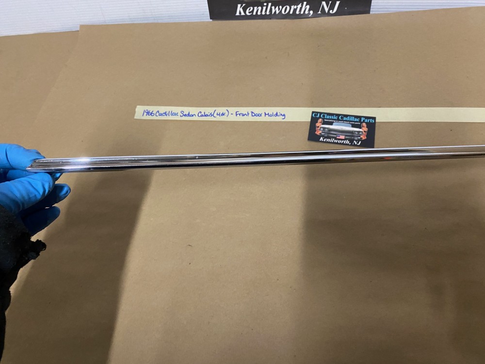 OEM 1965 1966 Cadillac Sedan Calais Deville Fleetwood FRONT DOOR CENTER MOLDING TRIM SPEAR #4227317 - Image 9