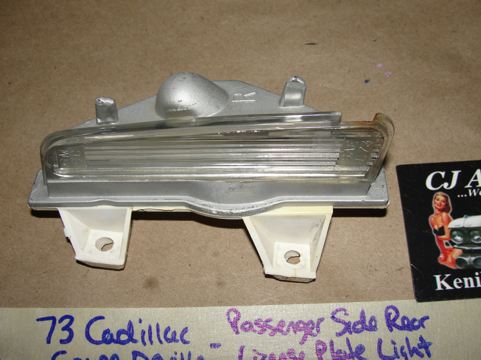 OEM 1973 Cadillac Deville Calais Fleetwood RIGHT PASSENGER SIDE REAR LICENSE PLATE LIGHT LENS #911966 - Image 2