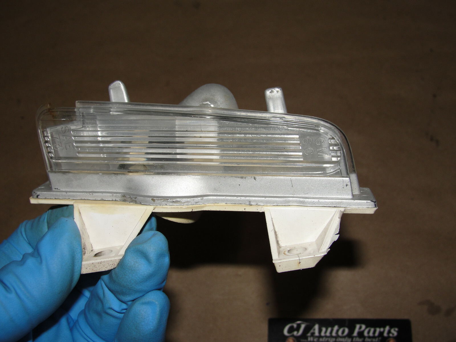 OEM 1973 Cadillac Deville Calais Fleetwood LEFT DRIVER SIDE REAR LICENSE PLATE LIGHT LENS #911965 - Image 6