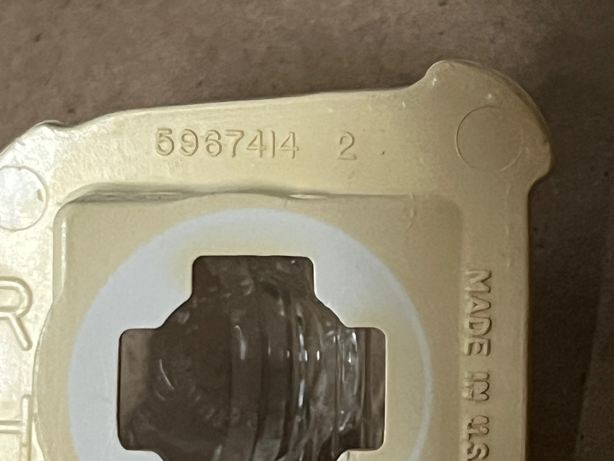 OEM 1974 1975 1976 Cadillac Deville Calais Fleetwood PAIR REAR BUMPER LICENSE PLATE LIGHT LENS - LEFT & RIGHT #912822/#912821 - Image 12