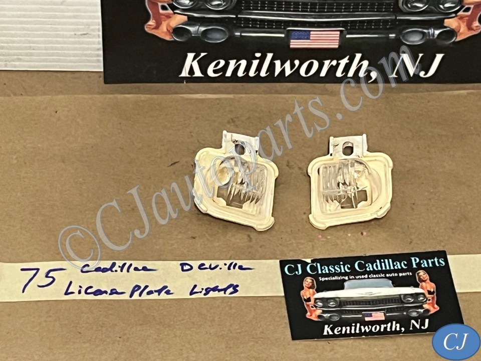 OEM 1974 1975 1976 Cadillac Deville Calais Fleetwood PAIR REAR BUMPER LICENSE PLATE LIGHT LENS - LEFT & RIGHT #912822/#912821