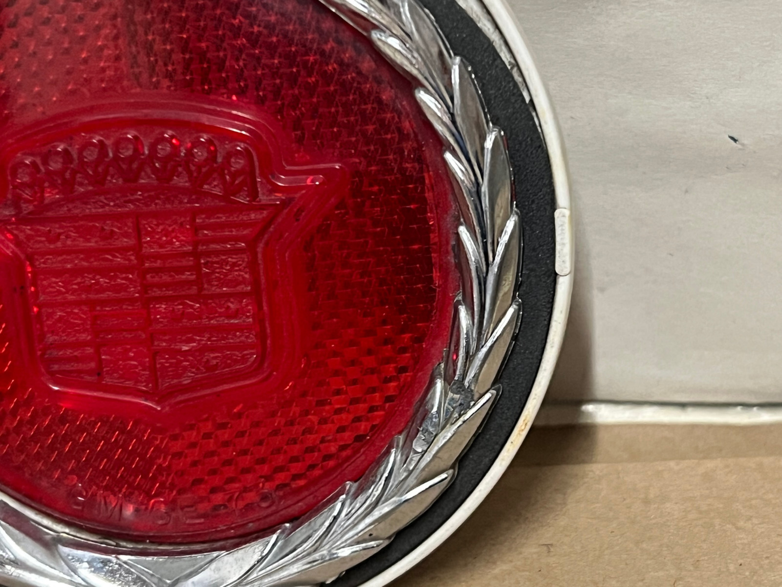 OEM 1970 1971 1972 1973 Cadillac Eldorado LEFT REAR QUARTER PANEL MARKER PARK LIGHT LENS HOUSING #5962035 - Image 12