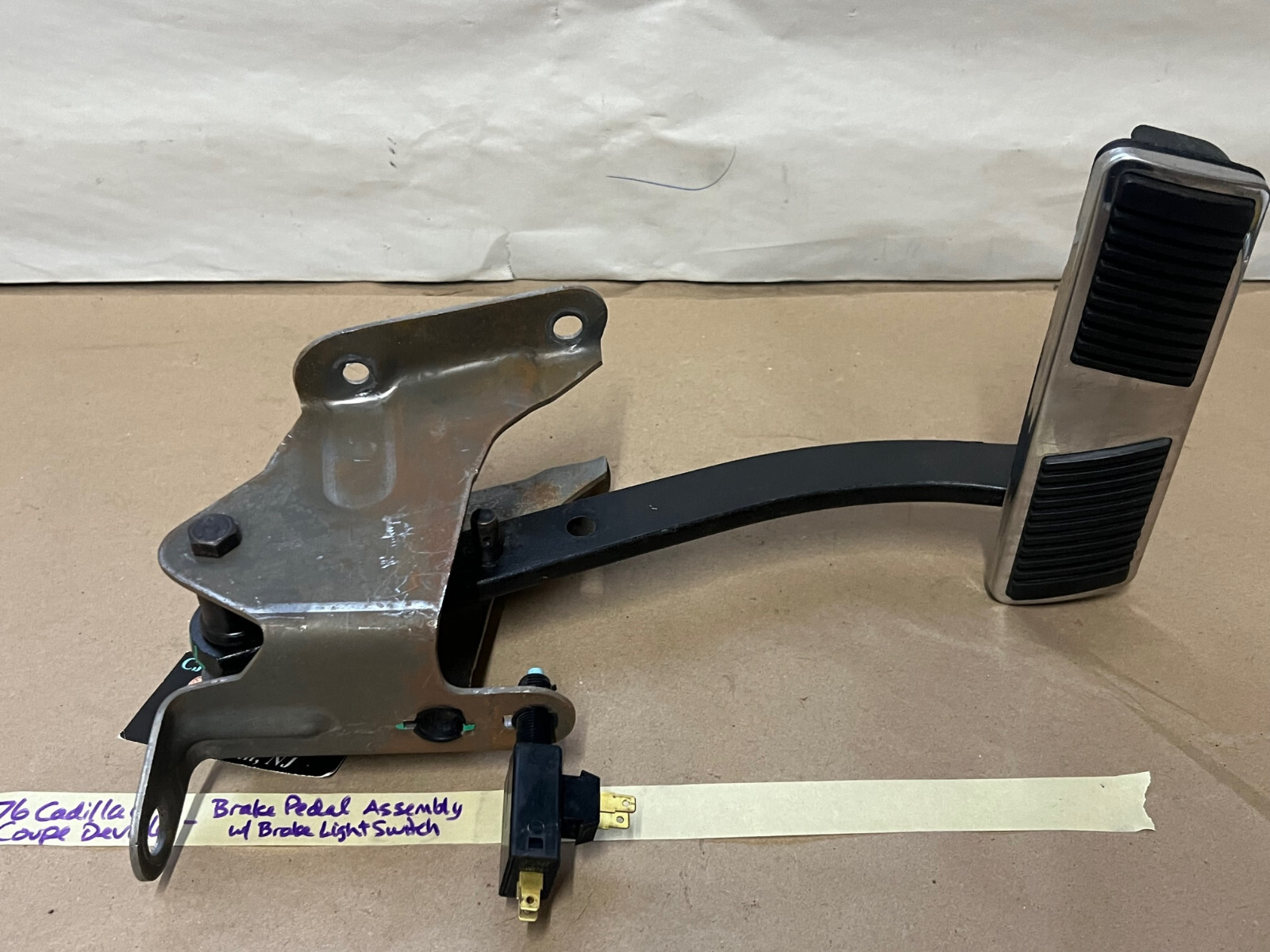 OEM 1971 1972 1973 1974 1975 1976 Cadillac Deville Fleetwood Calais Commercial Chassis 1971 1972 1973 1974 1975 1976 1977 1978 Eldorado BRAKE PEDAL ASSEMBLY W/ BRAKE STOP LIGHT SWITCH WITH CRUISE #3515201 - Image 17