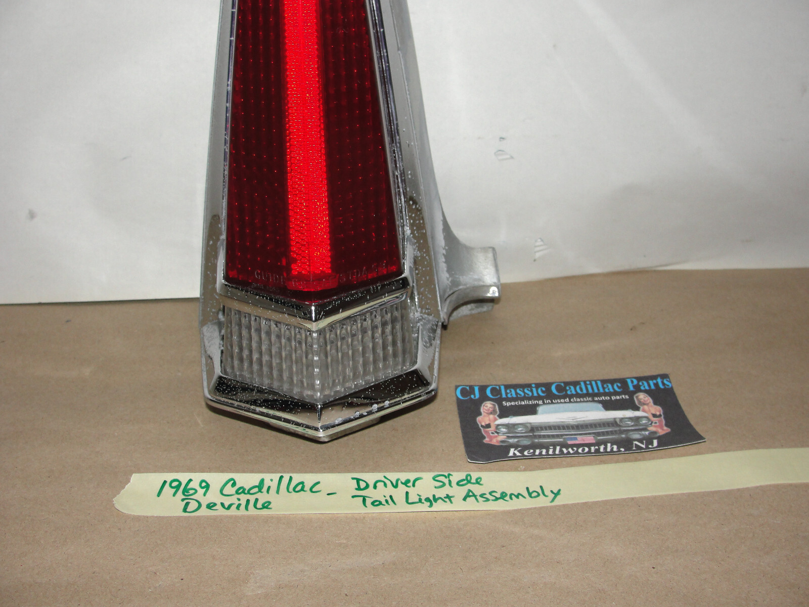 OEM 1969 Cadillac Deville Calais Fleetwood Commercial Chassis LEFT REAR TAIL LIGHT REVERSE LIGHT QUARTER PANEL EXTENSION #5961249/#5961265/#5961251/#5961807 - Image 4