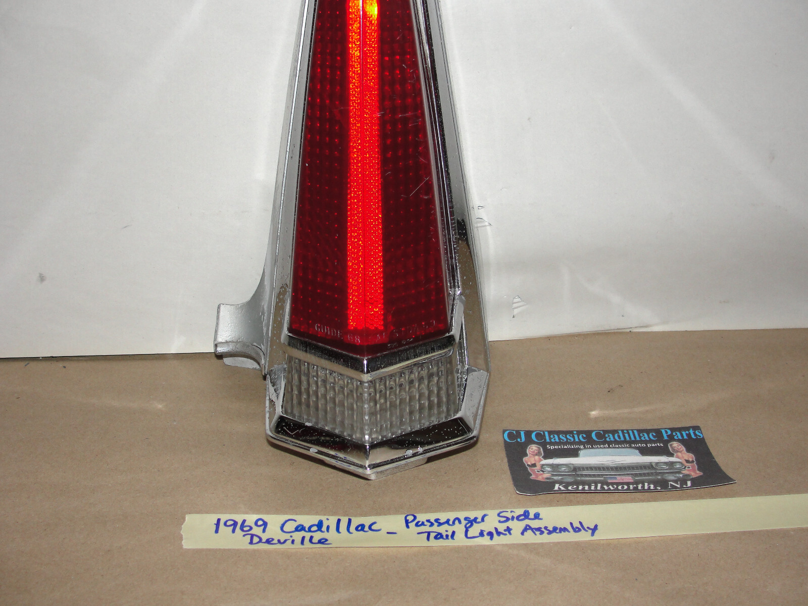 OEM 1969 Cadillac Deville Calais Fleetwood Commercial Chassis RIGHT REAR TAIL LIGHT REVERSE LIGHT QUARTER PANEL EXTENSION #5961808/#5961266/#5961249/#5961252 - Image 5