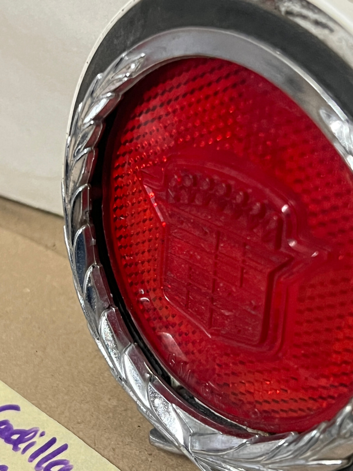 OEM 1970 1971 1972 1973 Cadillac Eldorado LEFT REAR QUARTER PANEL MARKER PARK LIGHT LENS HOUSING #5962035 - Image 8