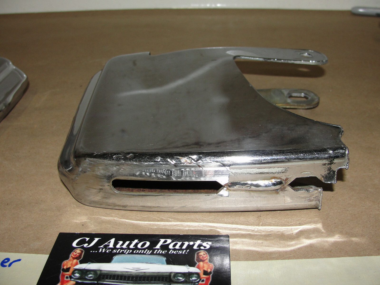 OEM 1974 1975 1976 Cadillac Deville Fleetwood Calais Commercial Chassis FRONT BUMPER INNER LICENSE PLATE BUMPER GUARDS (SMALLER) - Image 9