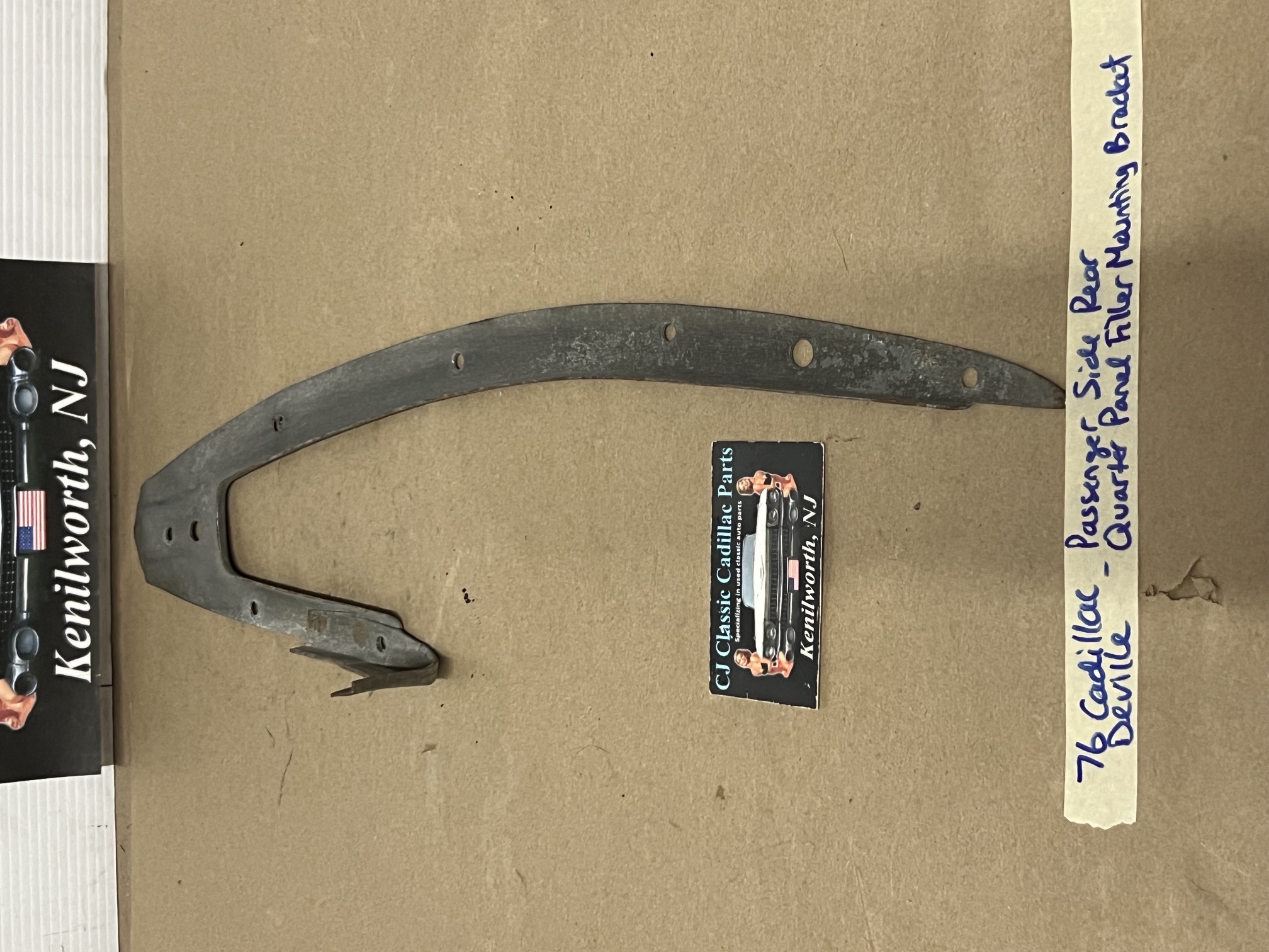 OEM 1974 1975 1976 Cadillac Deville Fleetwood Calais RIGHT PASSENGER SIDE REAR QUARTER PANEL FILLER MOUNTING BRACKET - Image 2