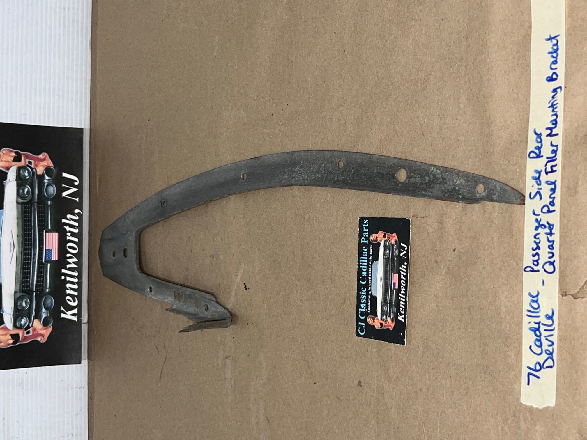 OEM 1974 1975 1976 Cadillac Deville Fleetwood Calais RIGHT PASSENGER SIDE REAR QUARTER PANEL FILLER MOUNTING BRACKET - Image 3